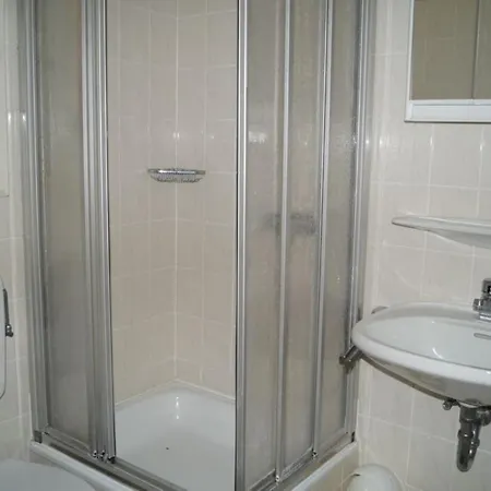 بيت للعطل House - 3 Bedrooms With Pool And Sea Views Young People Group Not Allowed - 07528 يوريت دي مار