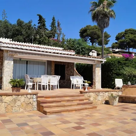 House - 3 Bedrooms With Pool And Sea Views Young People Group Not Allowed - 07528 Hébergement de vacances *