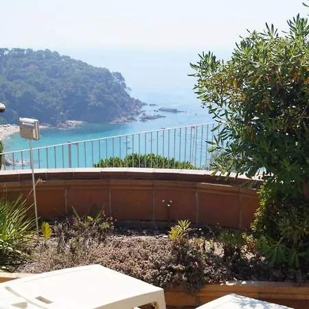 House - 3 Bedrooms With Pool And Sea Views Young People Group Not Allowed - 07528 Lloret de Mar